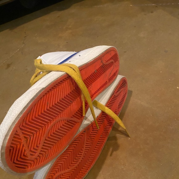 Nike Blazer Mid 77 size 5.5 White Blue Pink Orange RARE - Picture 8 of 8